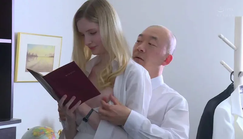 Người vợ chấp nhận làm em người yêu cho đối tác của ông chồng để trả nợ